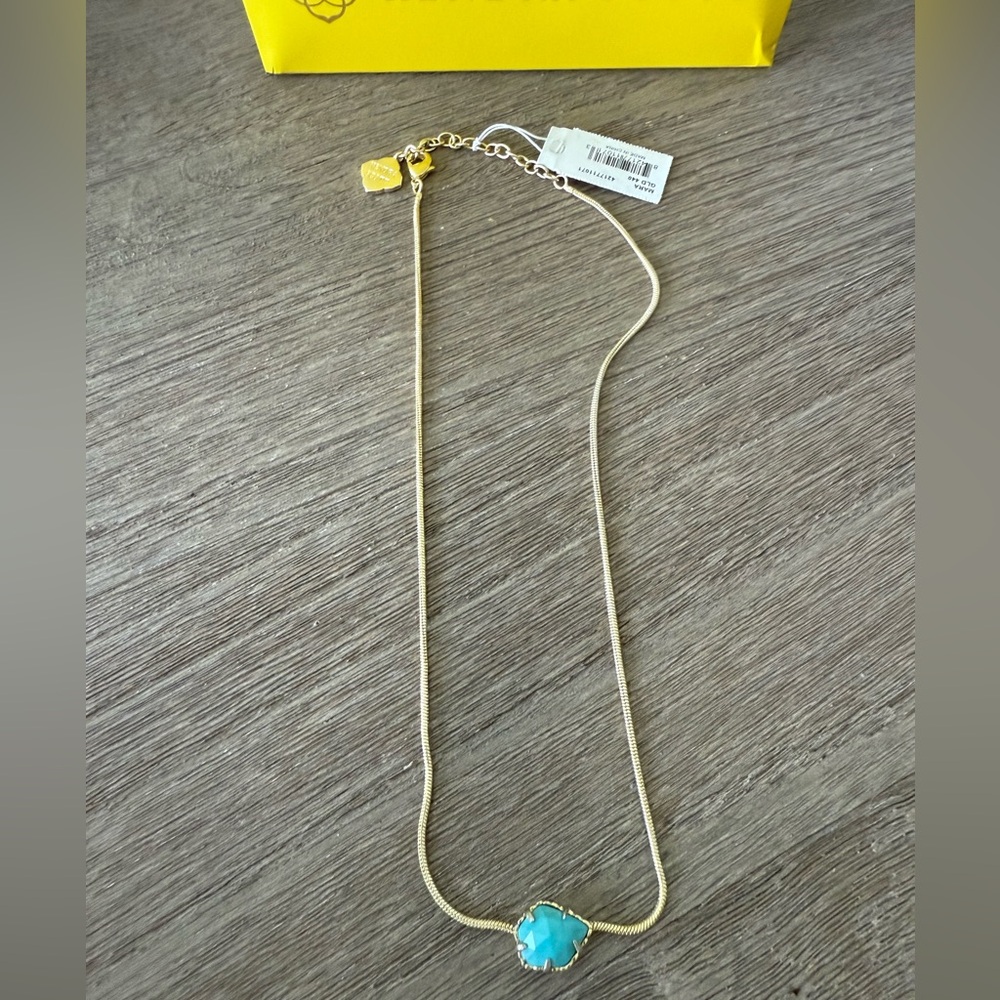 NWT Turqouise Mara Necklace